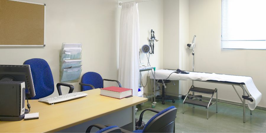 installation d'un cabinet medical dans une copropriete