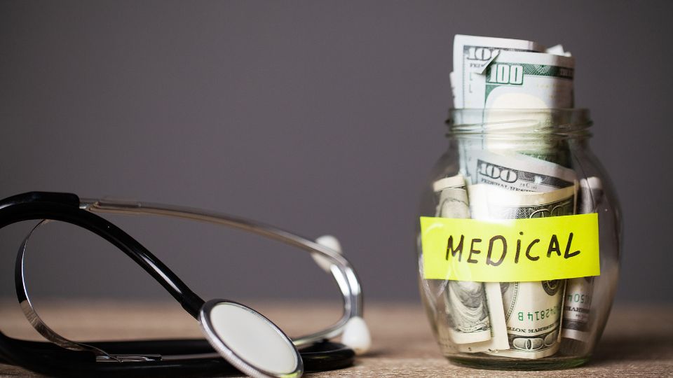 Quels sont les coûts à anticiper pour un local médical à louer ? 