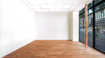 Local commercial de 76 m² de plein pied