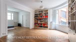 RUE LAMARCK APPARTEMENT CALME ET LUMINEUX.