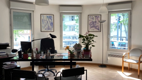 IMG_2337.jpg Location cabinet médical  (Gynécologue partant à la retraite)