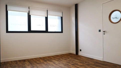 LOCAL PROFESSIONNEL SANTE A LOUER SEIGNOSSE 40 POLE SANTE NEUF