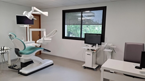 Recrute Chirurgien(ne) Dentiste