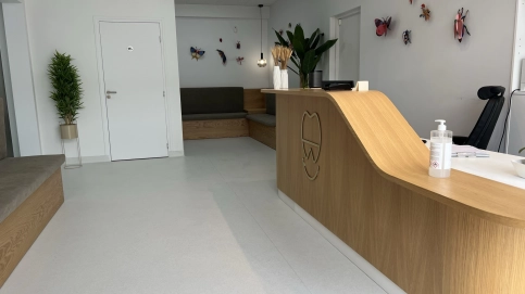 15577F23-DD73-47D2-BA18-80202AF8A912.jpeg Dentiste libéral Maurepas