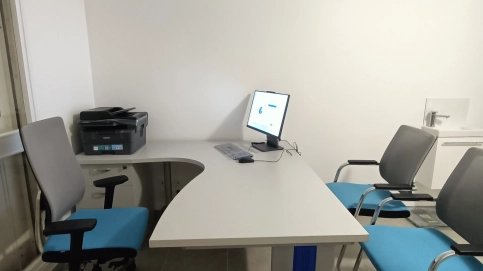 Cabinet médical disponible pour une installation