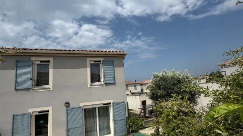 5 locaux médicaux/paramédicaux