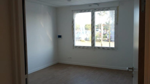 À LOUER – CABINET MÉDICAL OU PARAMÉDICAL – VILLEPREUX (78450)