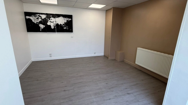 Location cabinet 94 (limite 77 et 91)