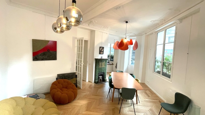 A VENDRE Paris 15e - lisière Breteuil 7e local prof. 90m2