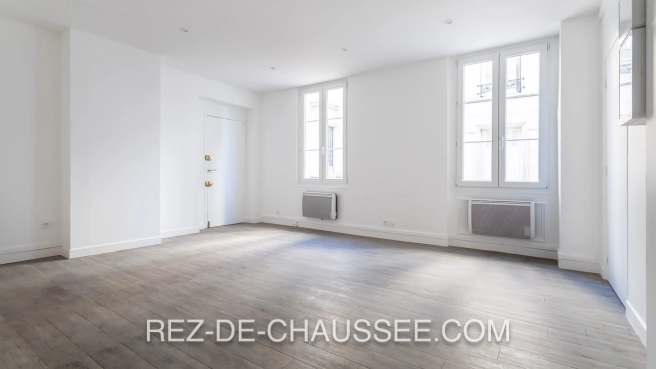BUREAUX A AMENAGER POUR PROFESSIONS LIBERALES