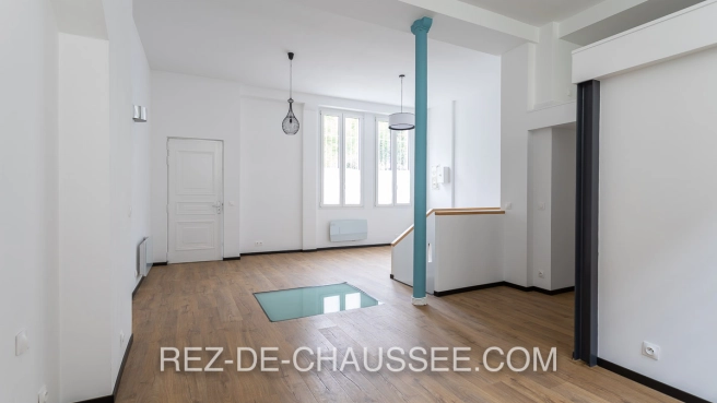 Appartement au calme dans passage pavé. Idéal Profession médicale