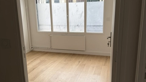 Cabinet médical pluridisciplinaire – Pièce à louer à Boulogne-Bil