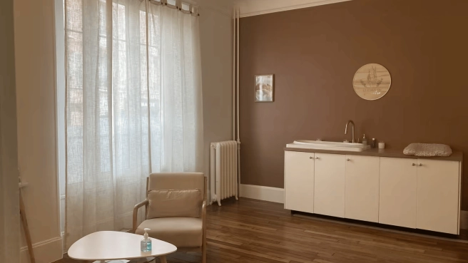 Location 22m2 melun centre - refait à neuf