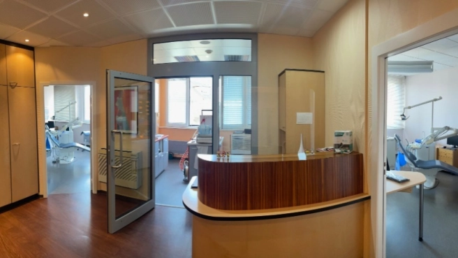 VENDS CABINET DENTAIRE à HAGUENAU