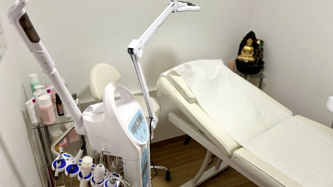 Cession Bail.  Centre 325 m².  Paris 20