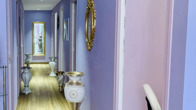 Cession Bail.  Centre 325 m².  Paris 20