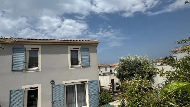 5 locaux médicaux/paramédicaux