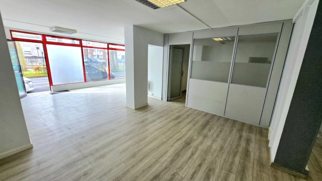 À LOUER - LOCAL MÉDICAL / PARAMÉDICAL - 145m² - LENS PROCHE CENTR