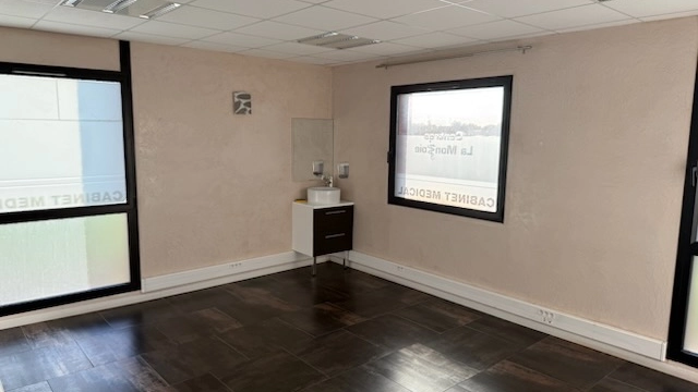 location bureau 22 m2 cabinet medical