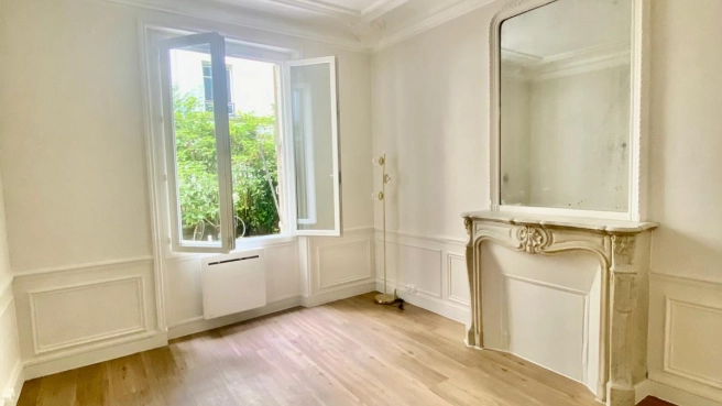 Location de salle de consultation - Rue du Cardinal Mercier 75009